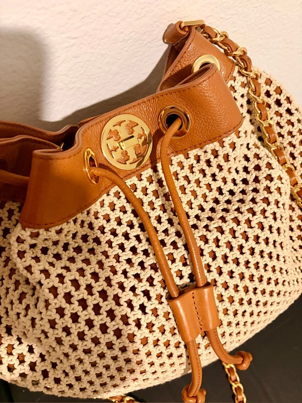 Tory Burch Crochet Drawstring Bucket Bag in Cognac and Cream-used